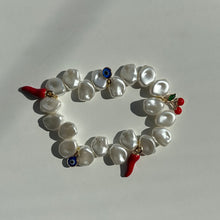 Load image into Gallery viewer, Pearl Bracelet
