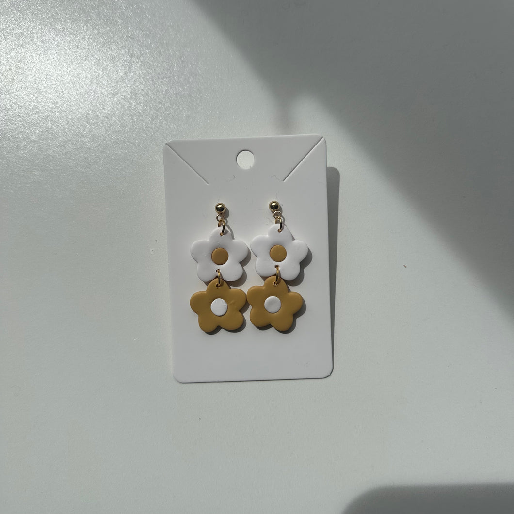 Daisy Flower Dangles